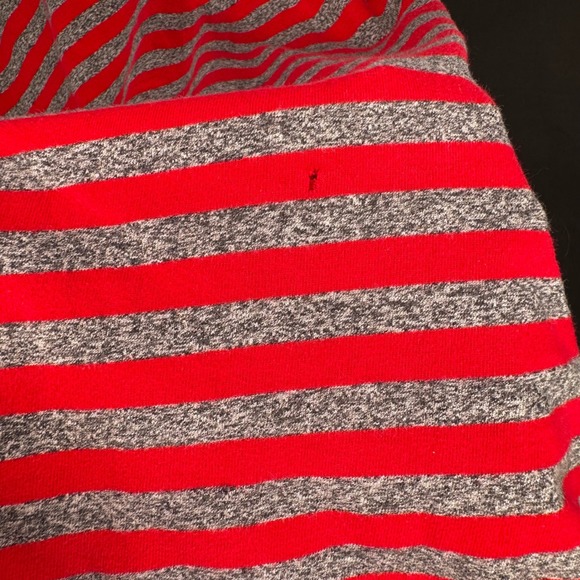 Red Gray Striped Embroidered Los Angeles Guess‎ Tee Streetwear Crewneck Unisex L - Picture 3 of 5